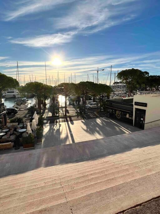 Studio Port Marina - Parking Prive, Climatise Au Ducal Вилньов Любе Екстериор снимка