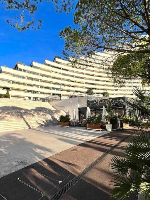 Studio Port Marina - Parking Prive, Climatise Au Ducal Вилньов Любе Екстериор снимка