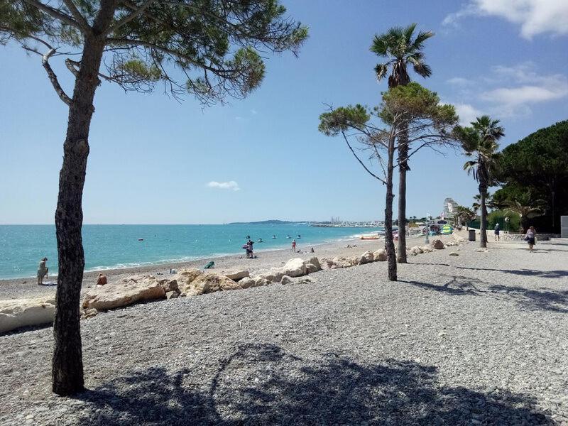 Studio Port Marina - Parking Prive, Climatise Au Ducal Вилньов Любе Екстериор снимка